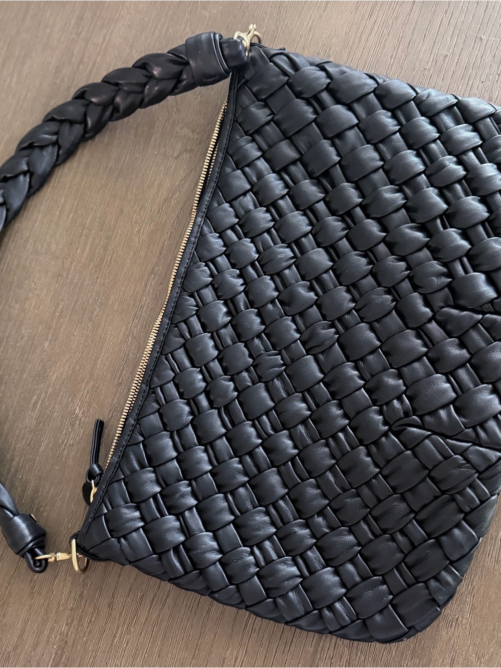 Clare V. RARE Black Puffy Moyen Messenger WITH Braided Shortie Strap